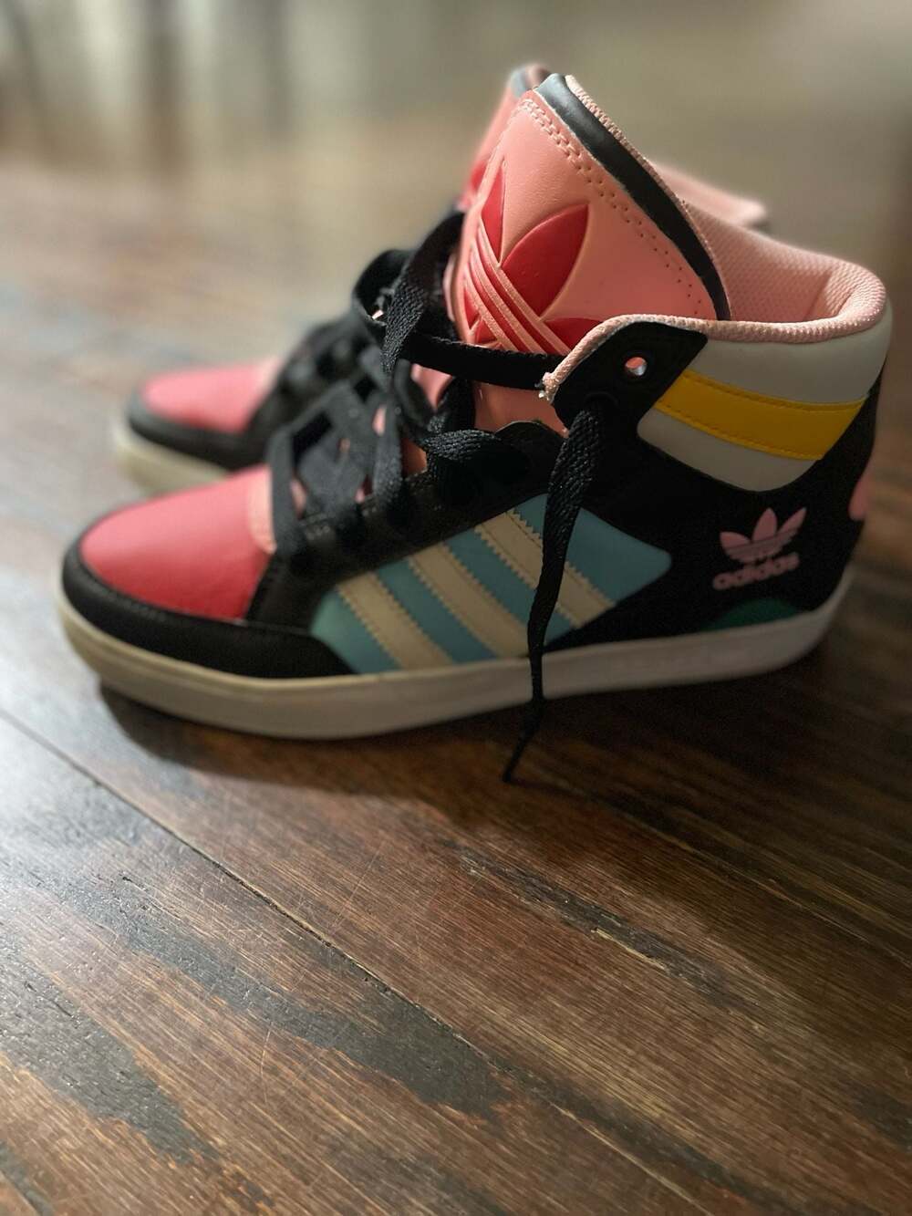 Adidas Originals Hardcourt Hi Girls/Women's Multi-Color Sneakers FV7292